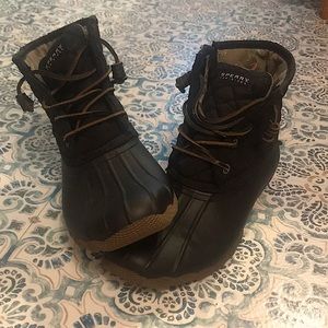 Sperry quilted saltwater duck boots